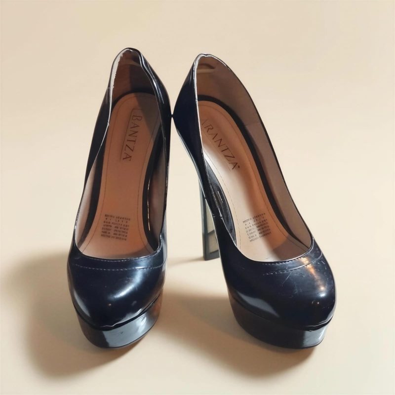 Zapatilla Negra